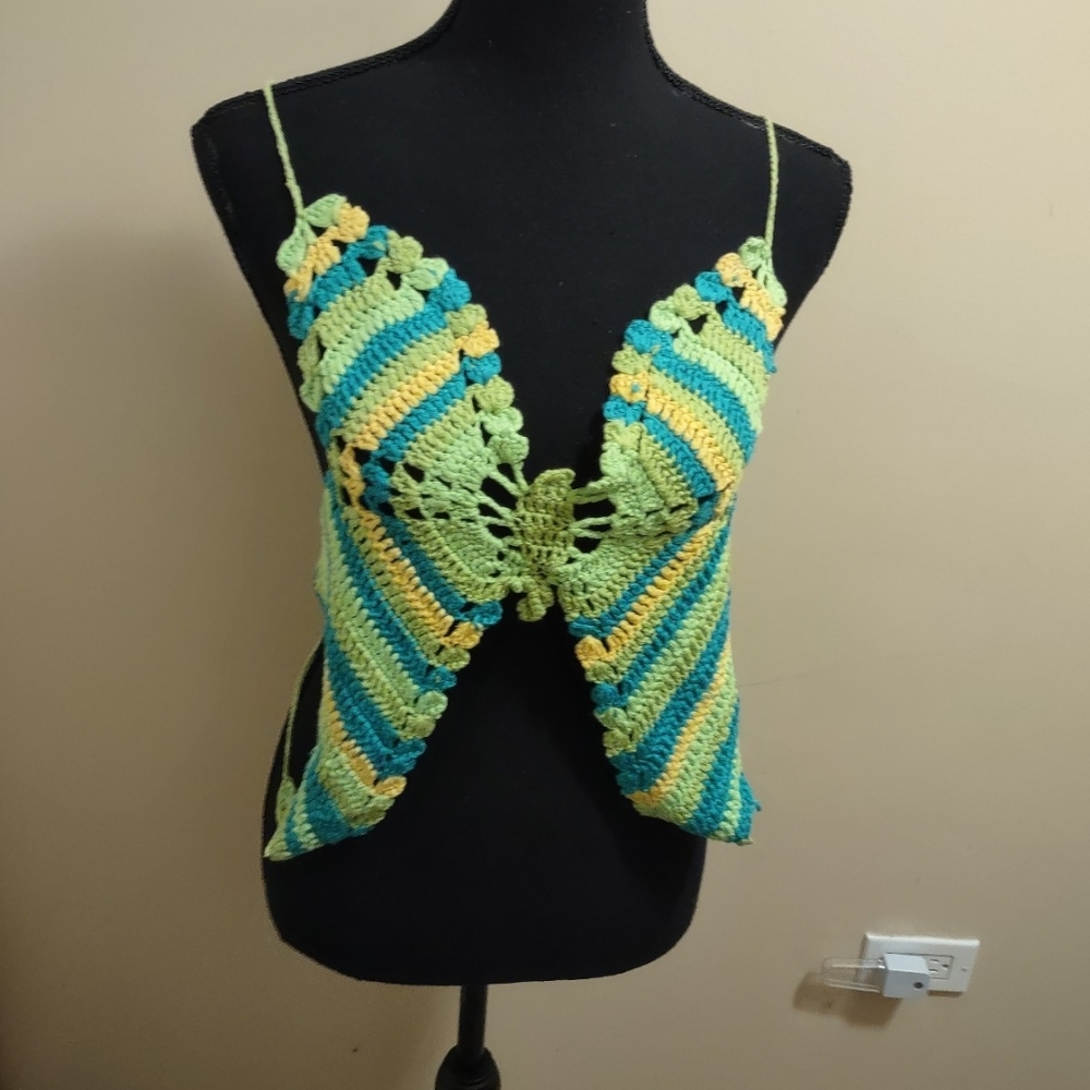 Butterfly Halter Top - Picture 10 of 16